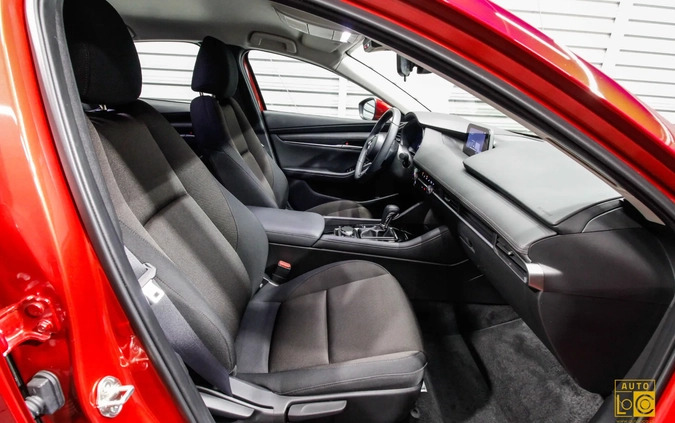 Mazda 3 cena 83333 przebieg: 14000, rok produkcji 2019 z Karpacz małe 529